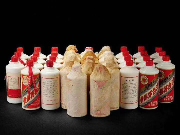 江川日照岚山回收酒价格哪里回收(附近上门回收茅台酒）?